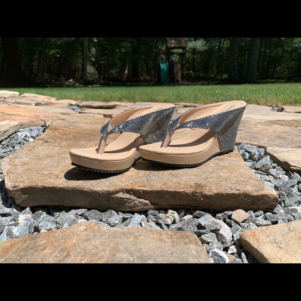 Sparkly y2k platform thong sandal